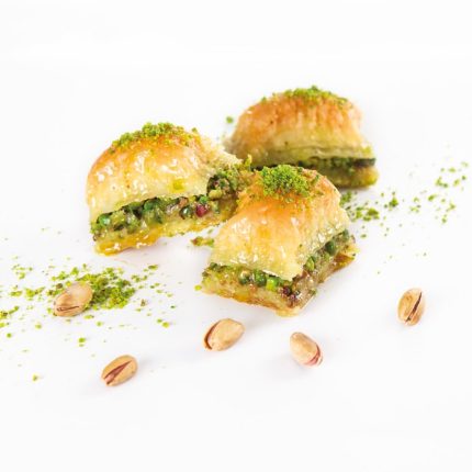 baklava-with-pistachios-700x700-11